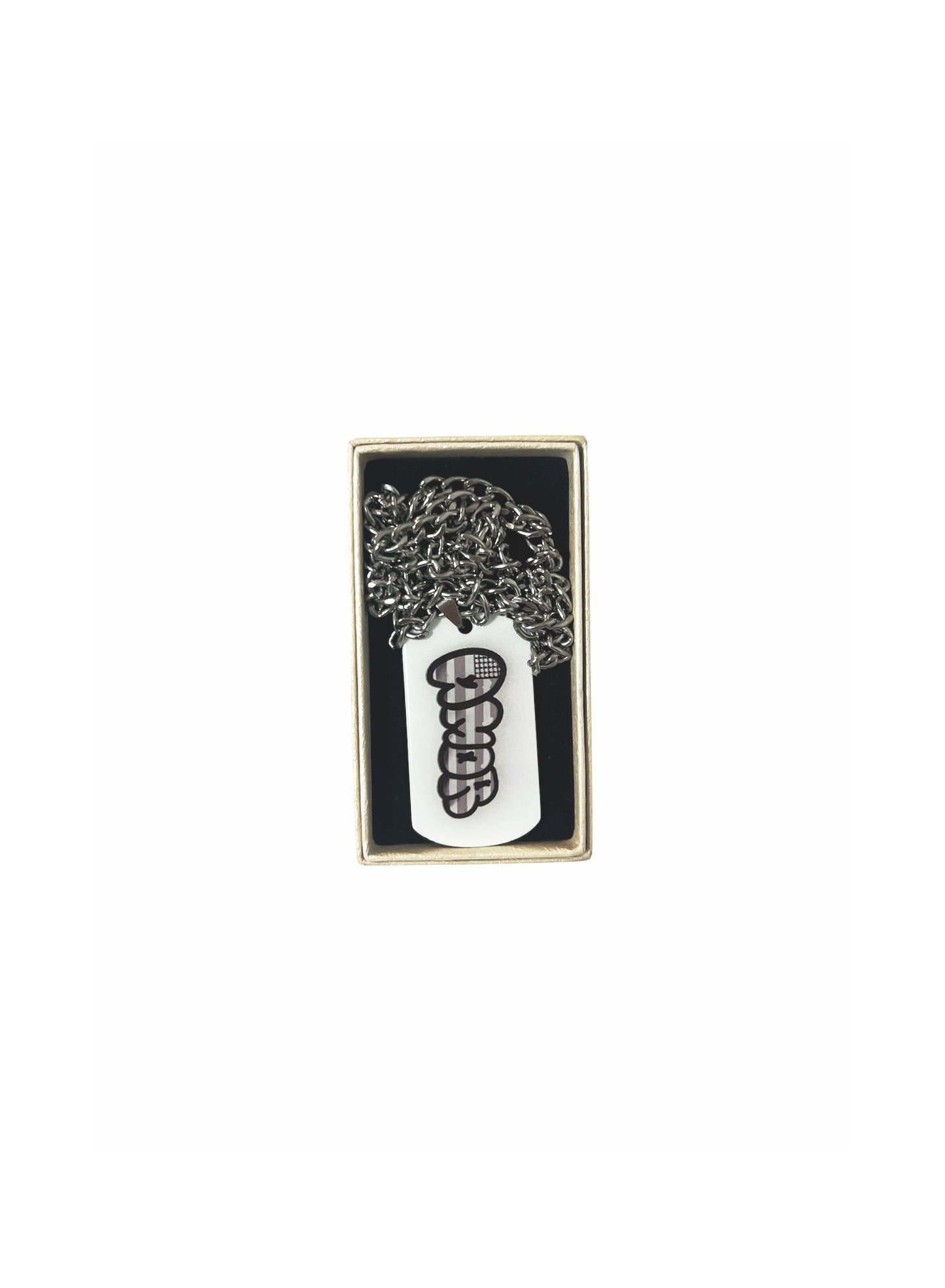 “B/W AMOR U.S.A” Dogtag